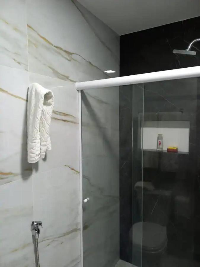 Flat Recem Reformado - Excelente Localizacao - Ssaparts Brasll Salvador Ngoại thất bức ảnh